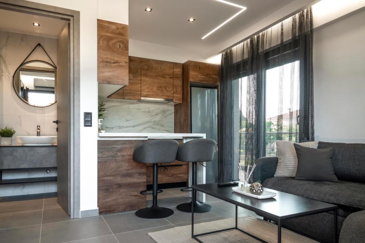 Berries Luxury Apartments Неа-Муданія Екстер'єр фото