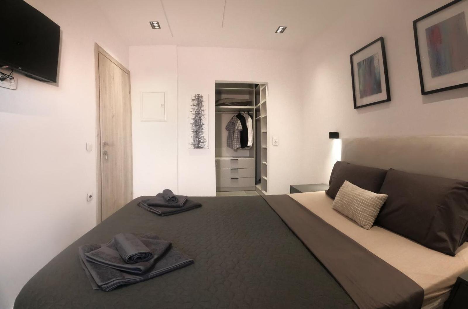 Berries Luxury Apartments Неа-Муданія Екстер'єр фото